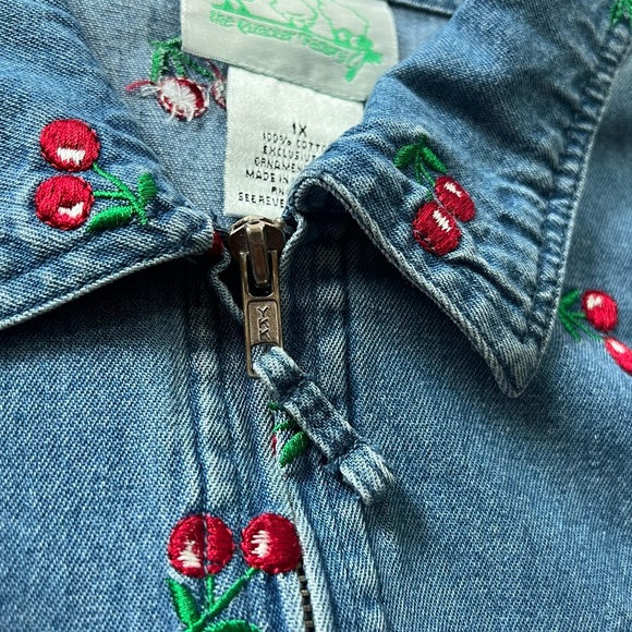 Vintage Cherry Embroidered Denim Jacket Shirt The Quacker Factory - Picture 7 of 13